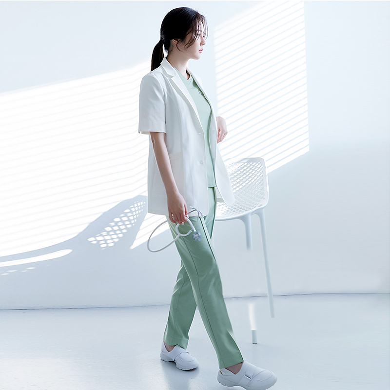 Divisa Estiva da Estetista Cor - Medical Lab Years recensione e prezzo