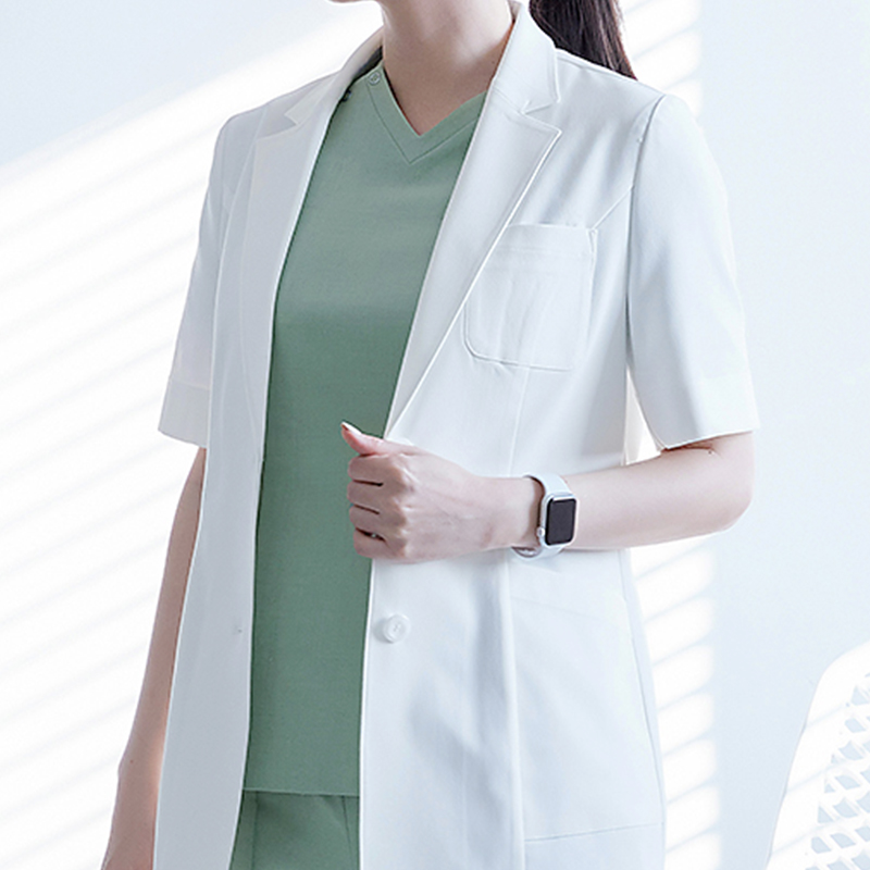 Divisa Estiva da Estetista Cor - Medical Lab Years recensione e prezzo
